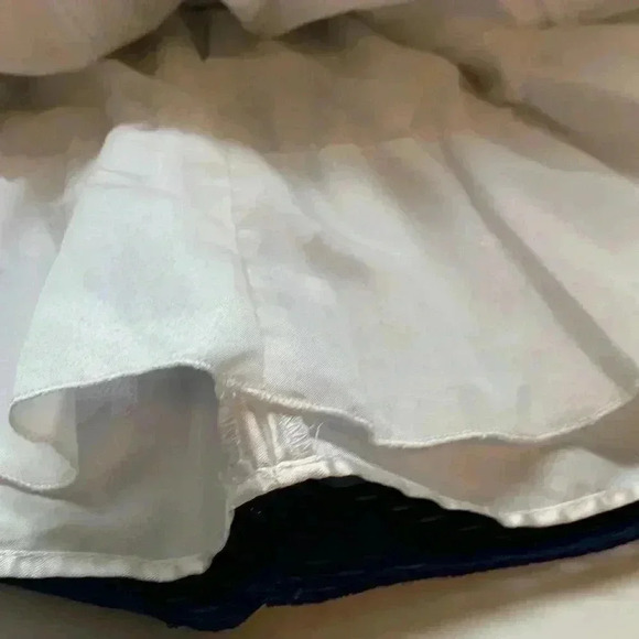 Princess Faith fancy occasion dress with lining and crinolines. - Picture 7 of 9